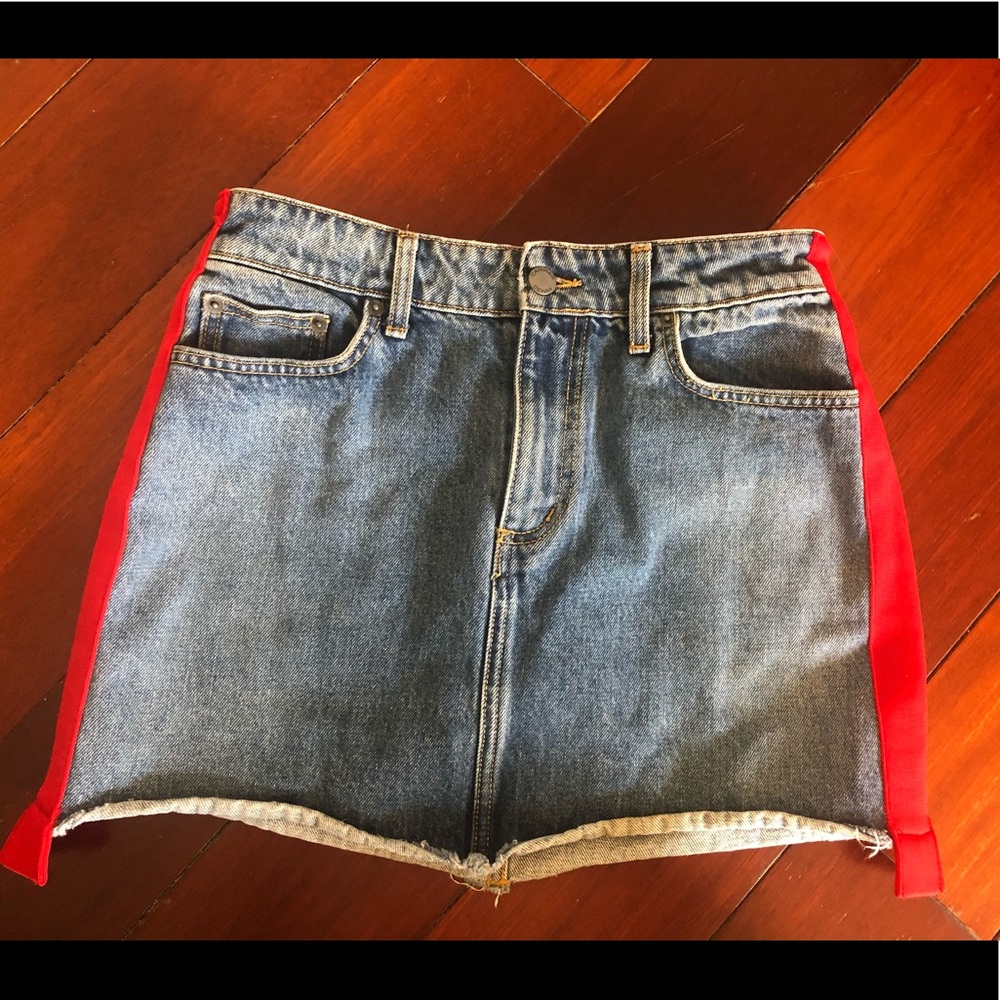 Denim skirt